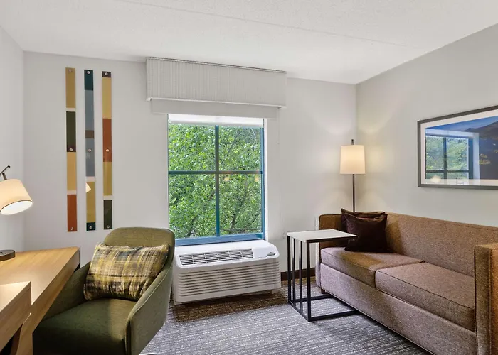 Hampton Inn & Suites Lake George