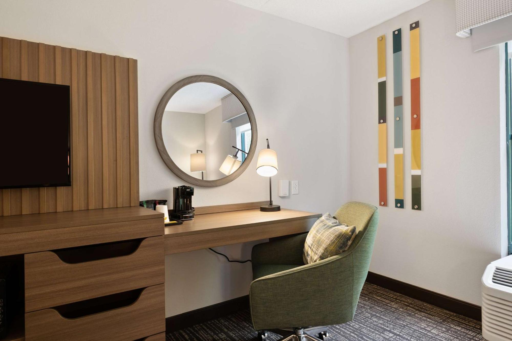 Hotel Hampton & George